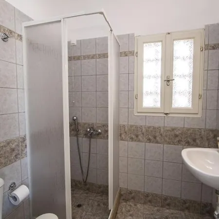 Akrothalassia Adamantas  Exterior foto
