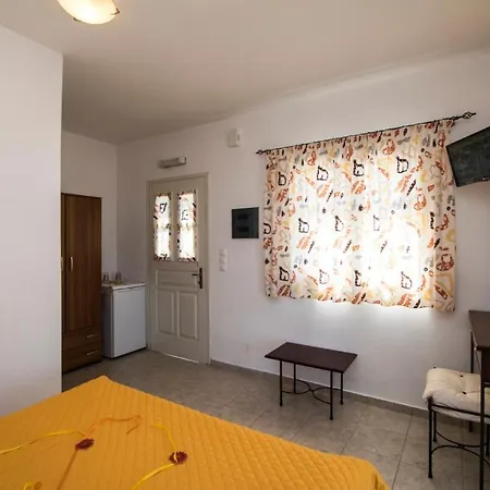 Akrothalassia Adamantas  Exterior foto
